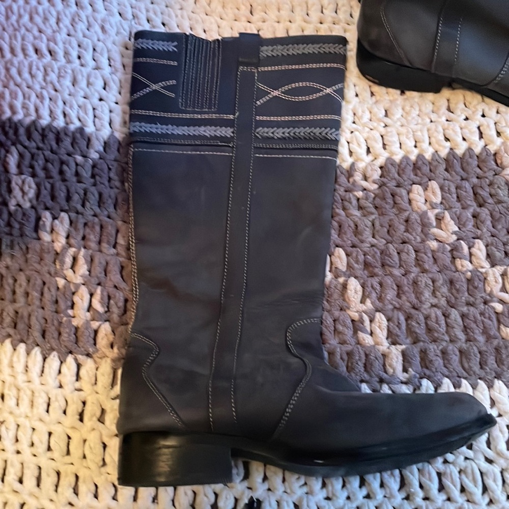 Gray riding boots, size 10
